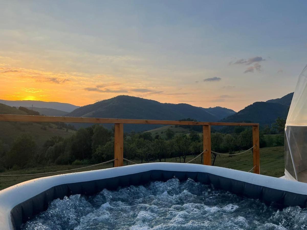Hotel Tranquil Dome - Manta'S Retreat Glamping Cornereva Exteriér fotografie