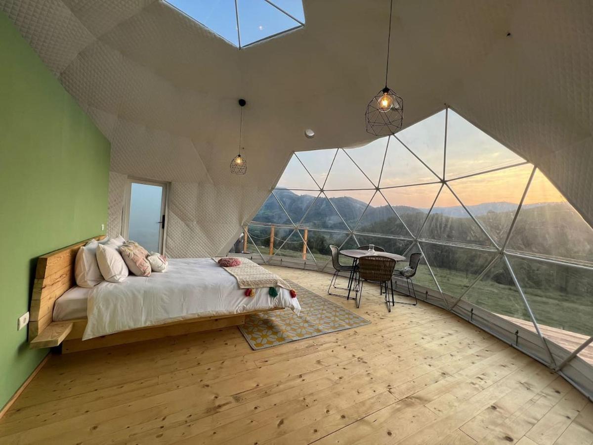 Hotel Tranquil Dome - Manta'S Retreat Glamping Cornereva Exteriér fotografie