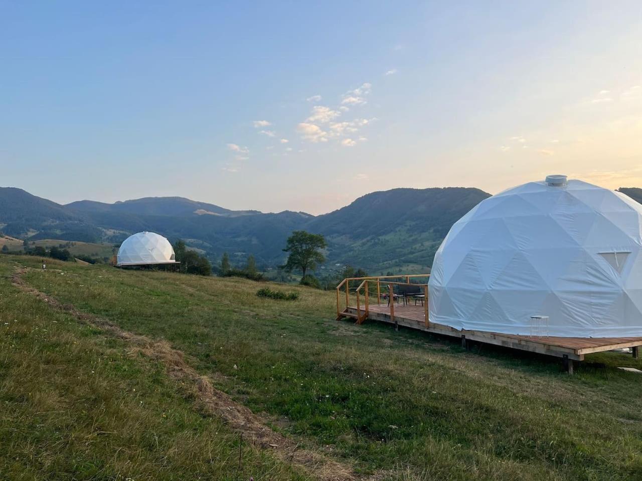 Hotel Tranquil Dome - Manta'S Retreat Glamping Cornereva Exteriér fotografie